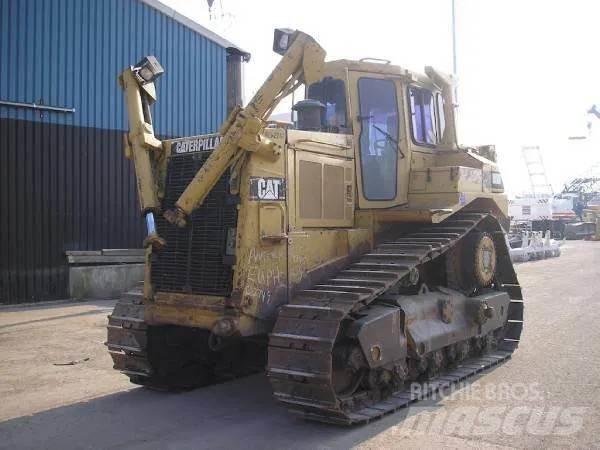 CAT D8N Pásové dozery