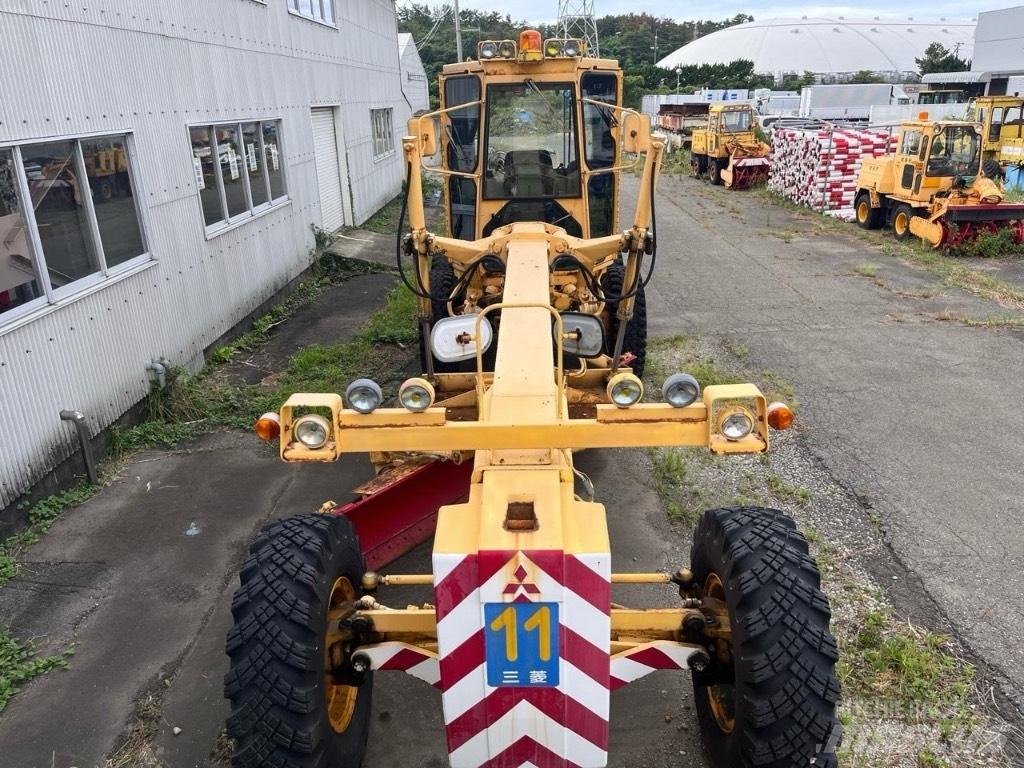 Mitsubishi MG 500 Grejdry