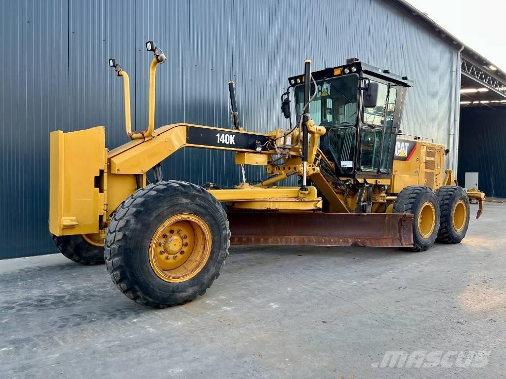 CAT 140K Grejdry