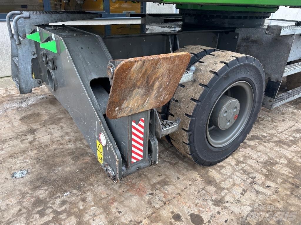 Sennebogen 821 E Stroje pro manipulaci s odpadem