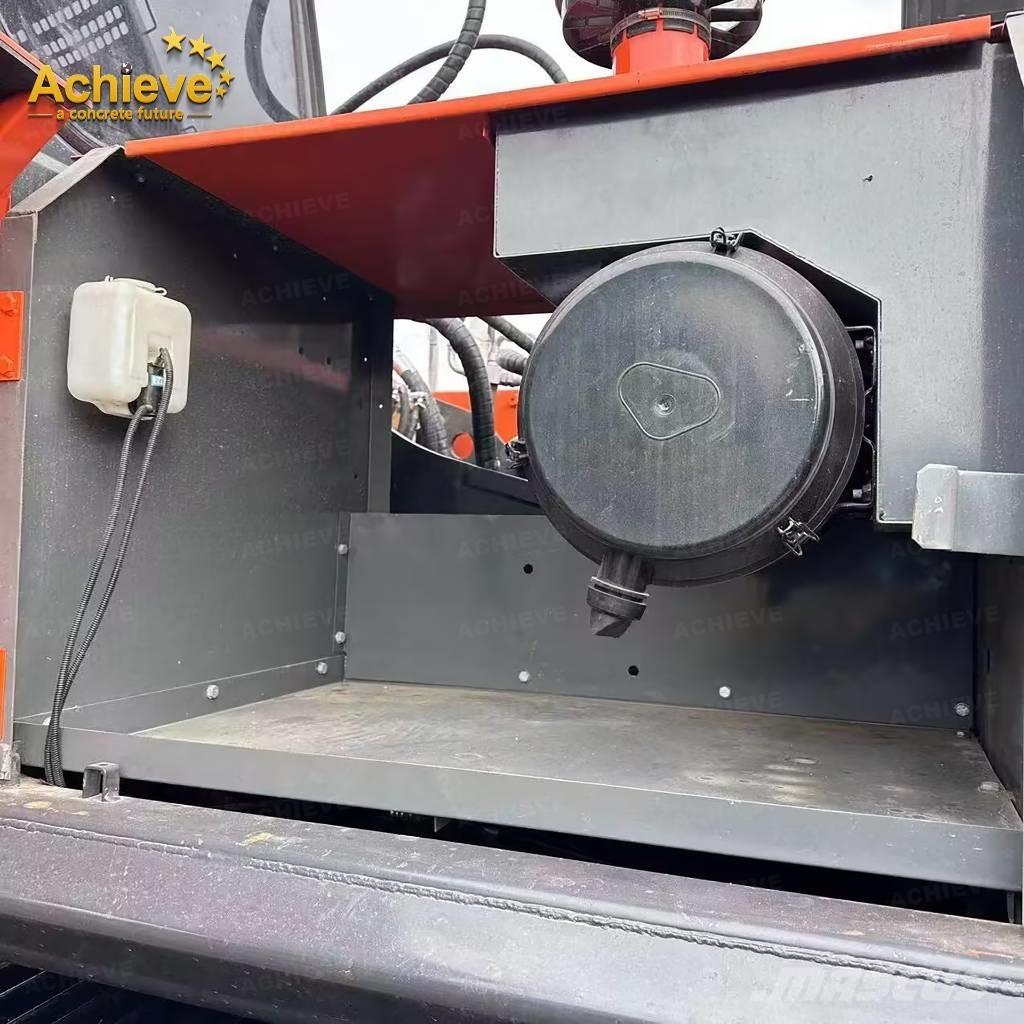 Hitachi XZ3503G Pásová rýpadla