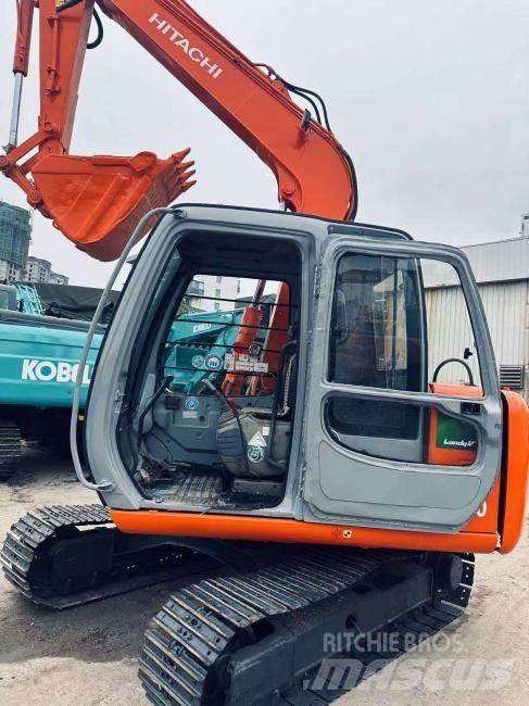 Hitachi EX 60 Mini rýpadla < 7t
