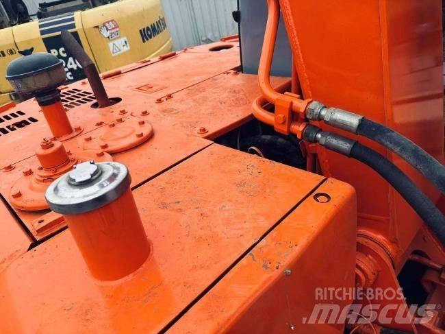 Hitachi EX 60 Mini rýpadla < 7t
