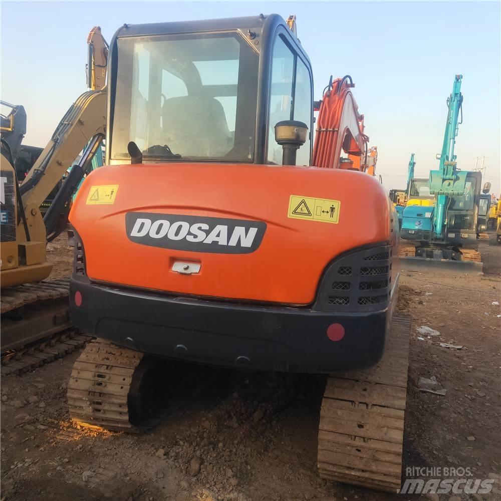 Doosan DH55 Mini rýpadla < 7t