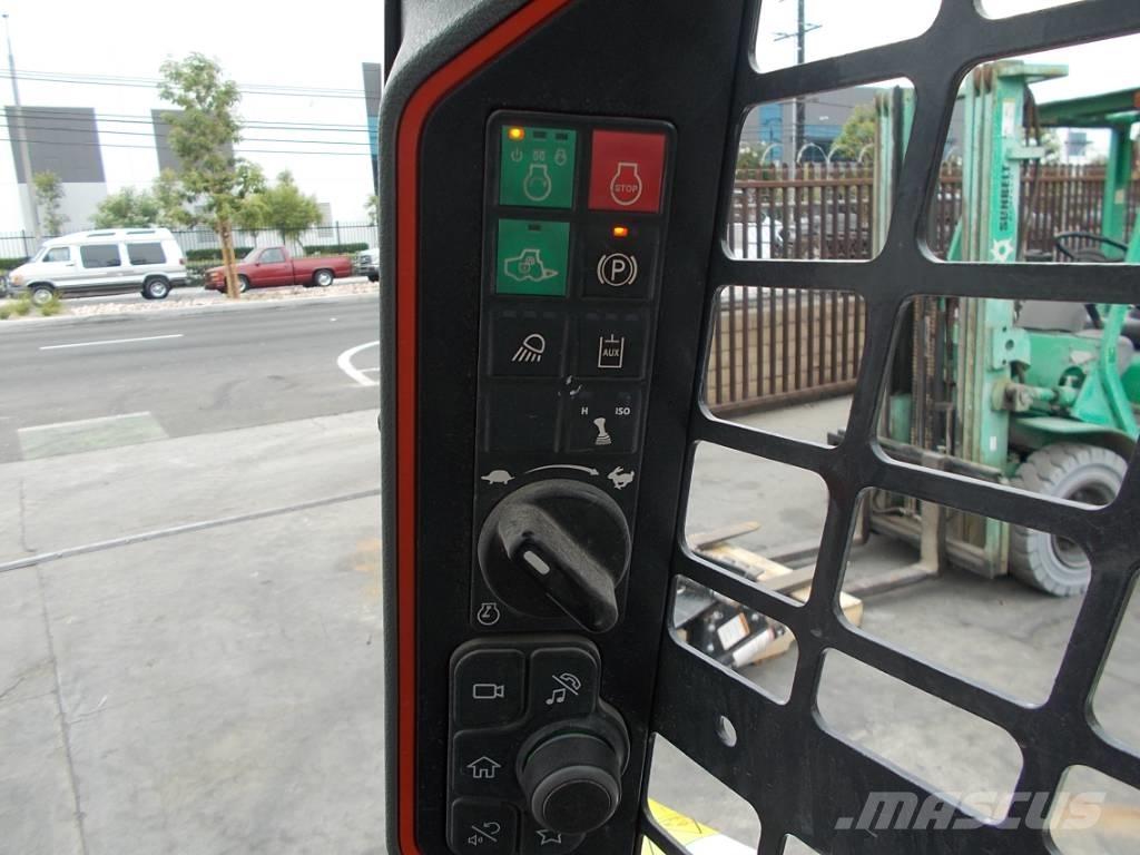 Bobcat S62 Smykem řízené nakladače