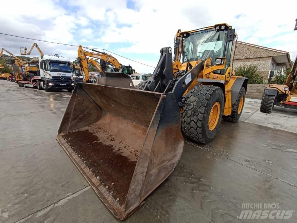 Volvo L 90 F Kolové nakladače