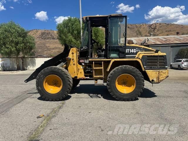  Cater IT14 Kolové nakladače