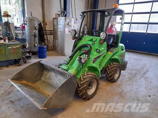 Avant 530 Kolové nakladače