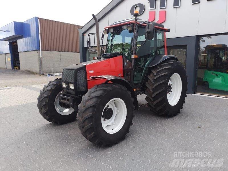 Valtra Valmet 900 Traktory