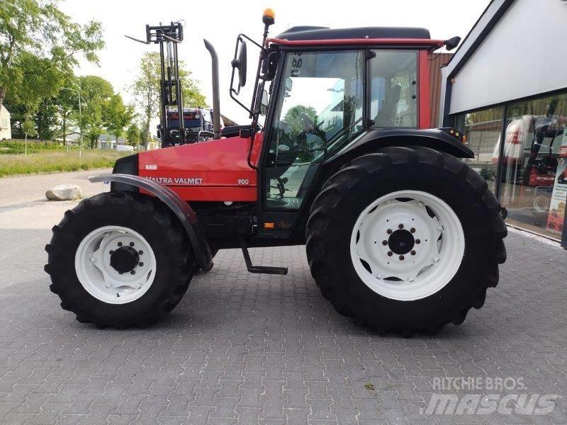 Valtra Valmet 900 Traktory