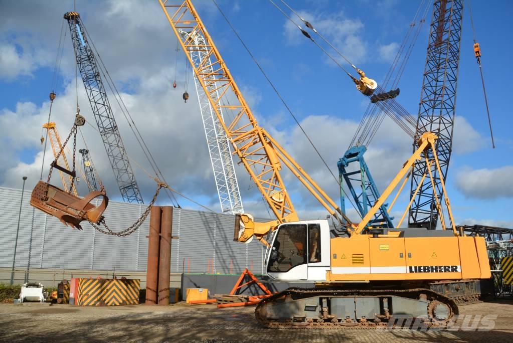 Liebherr HS 845 HD Pásové jeřáby