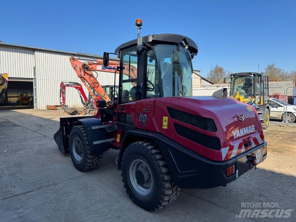 Yanmar V80 (02006) Kolové nakladače