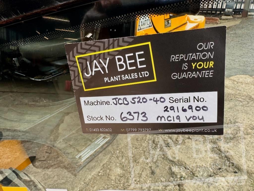 JCB 520-40 Teleskopické manipulátory