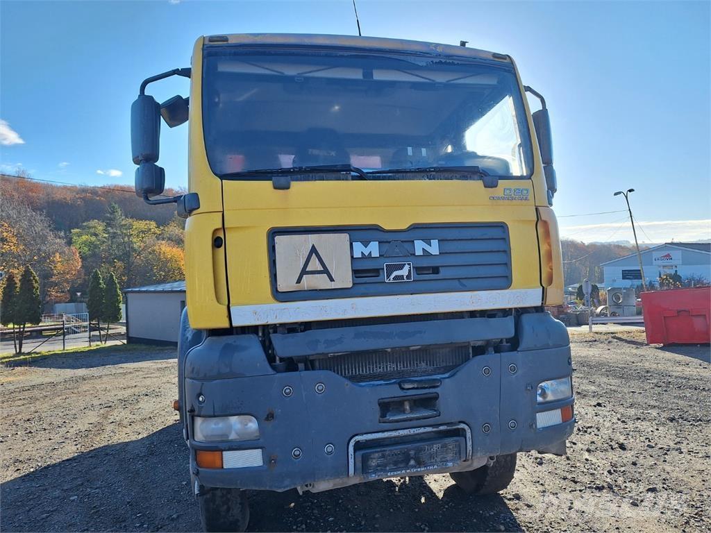 MAN TGA 33.430 6X6 Sklápěče