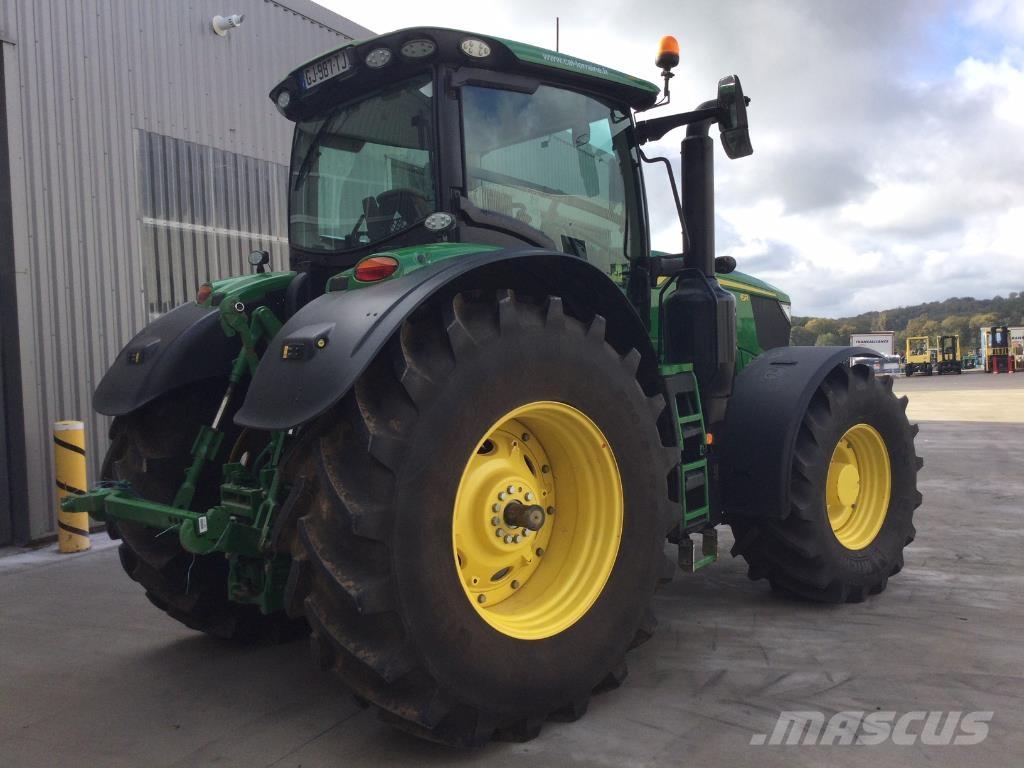 John Deere 6R250 Traktory