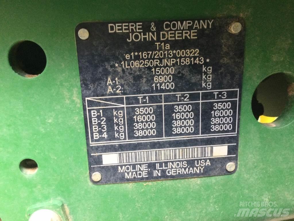 John Deere 6R250 Traktory