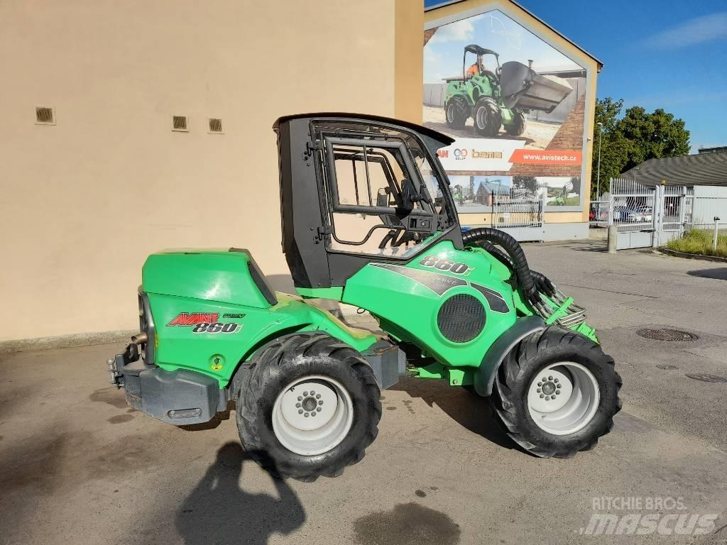 Avant 860i ROPS Manipulace s materiálem – ostatní