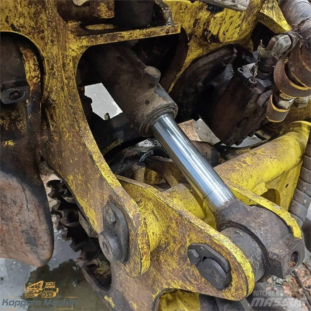 John Deere 415 Těžební hlavy