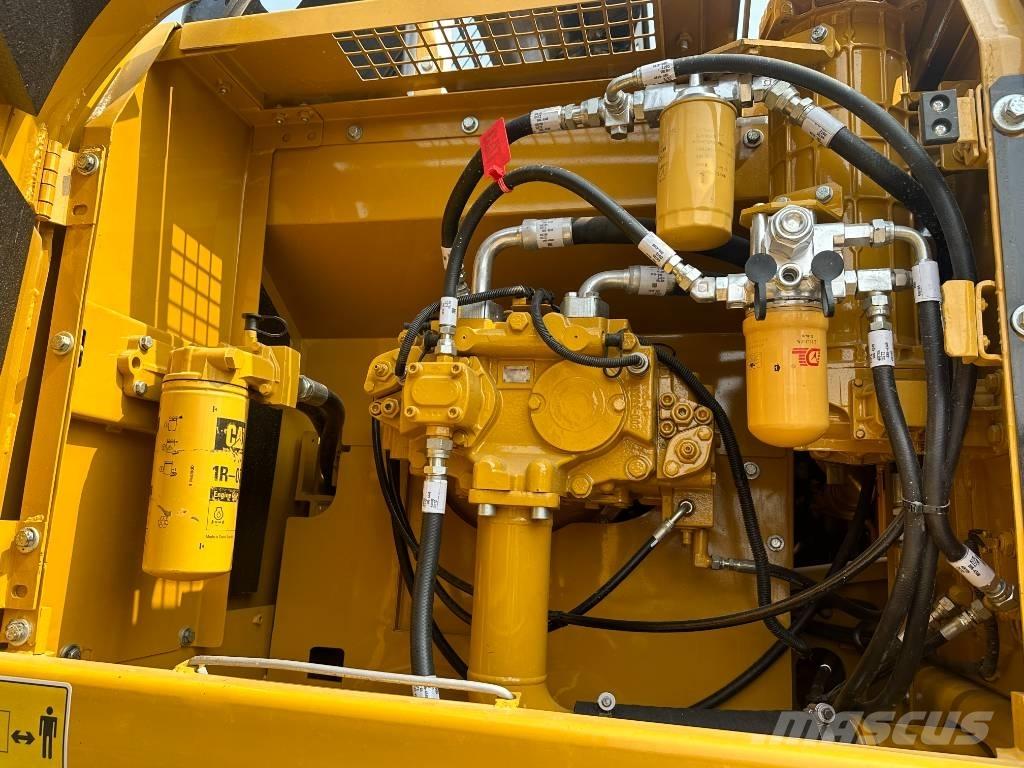 CAT 329D2 Pásová rýpadla
