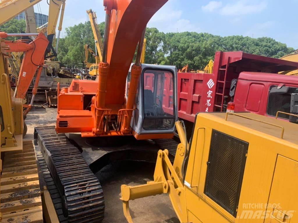 Hitachi EX300 Pásová rýpadla