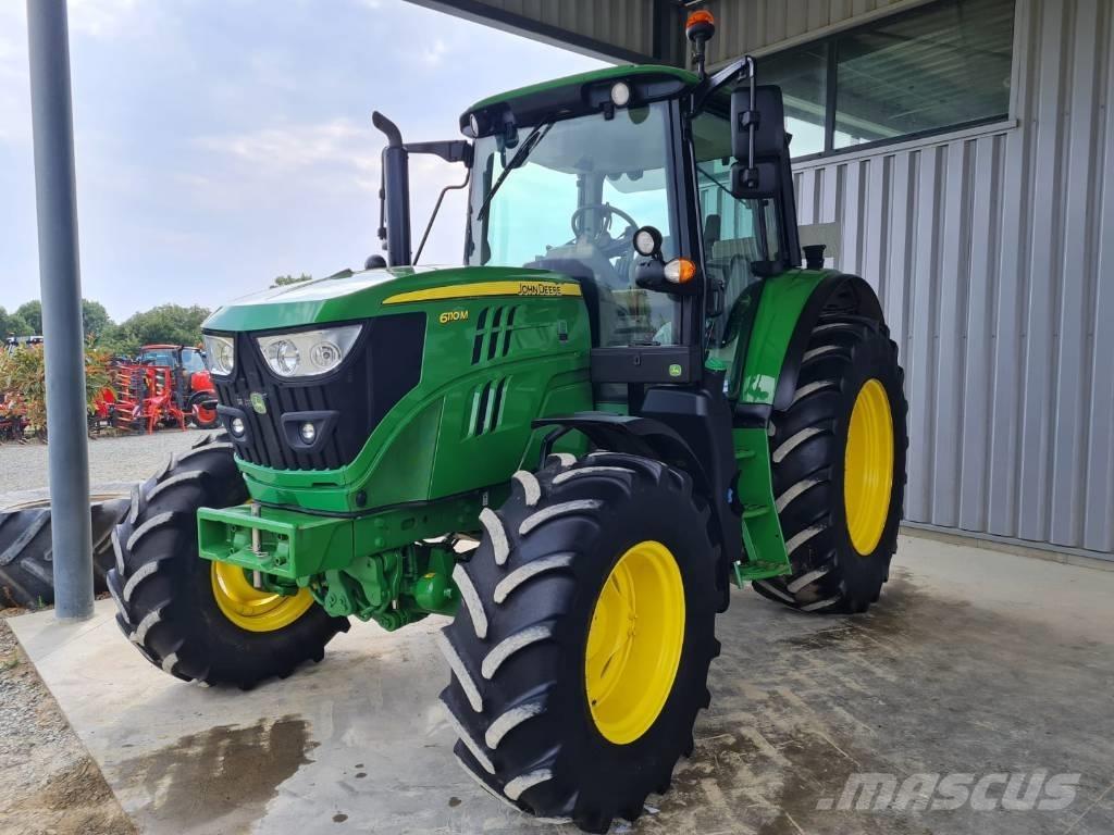 John Deere 6110 M Traktory