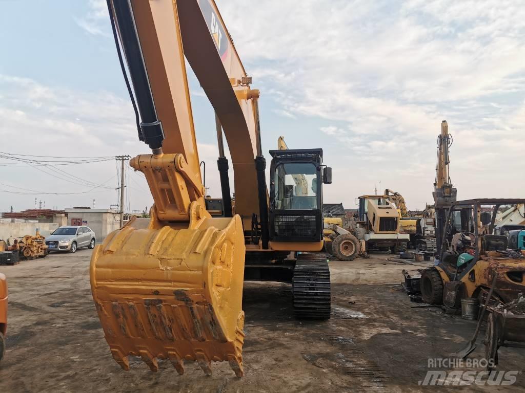 CAT 330DL Pásová rýpadla