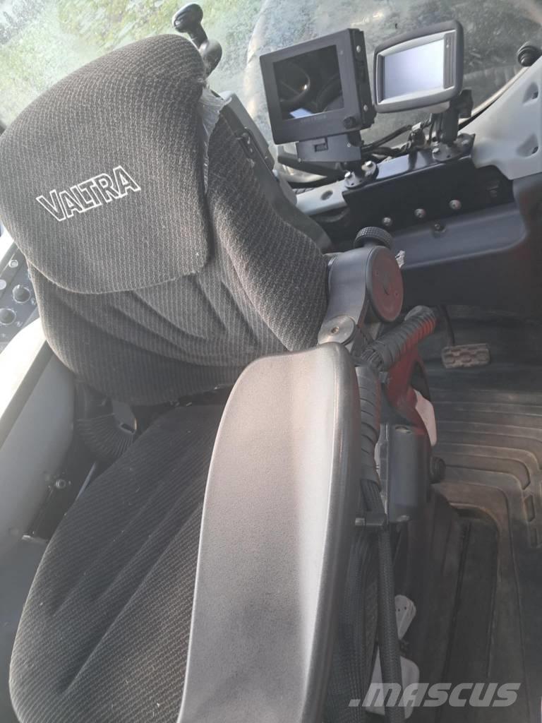 Valtra T 174 Harvestory