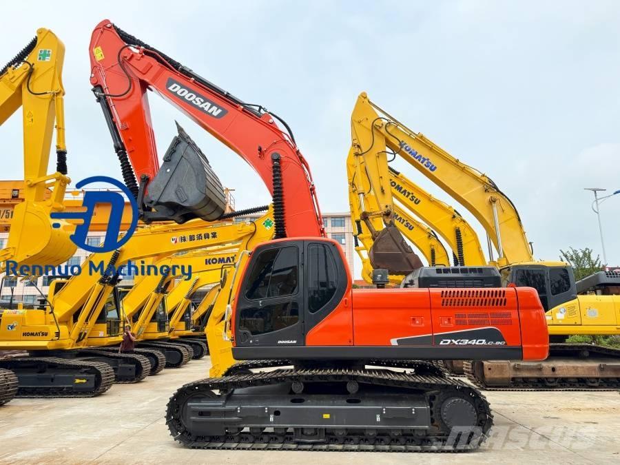 Doosan DX 340 Pásová rýpadla