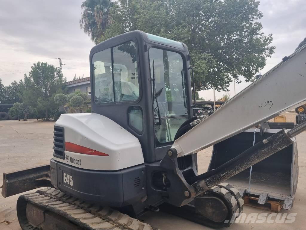 Bobcat E 45 Mini rýpadla < 7t