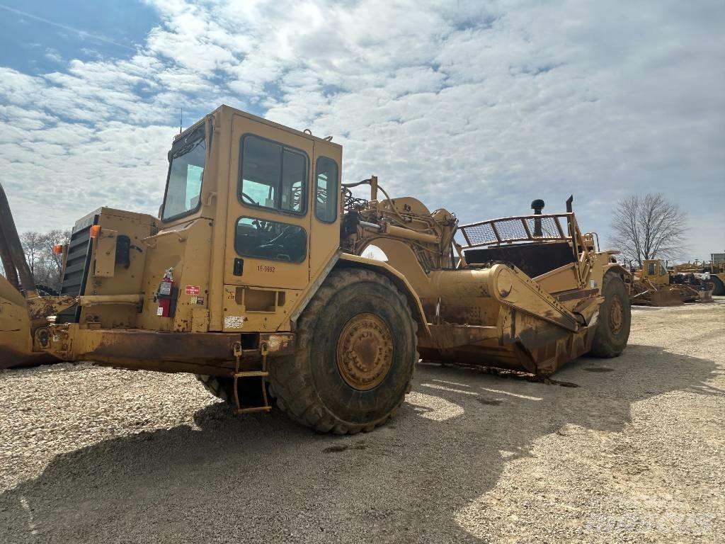 CAT 627 F Skrejpry