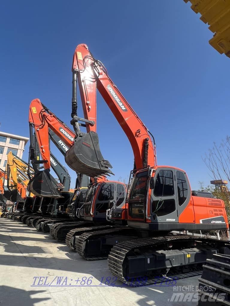 Doosan DX225 Pásová rýpadla