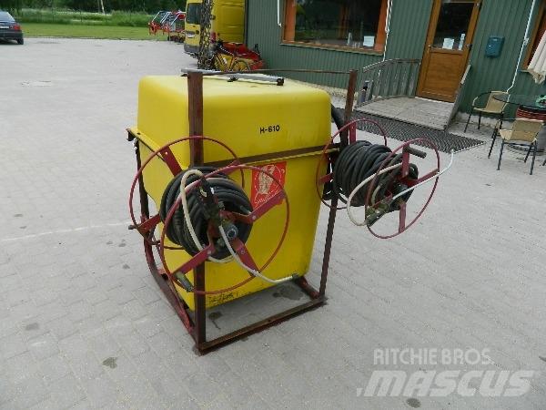  H-610 600 Tažené postřikovače