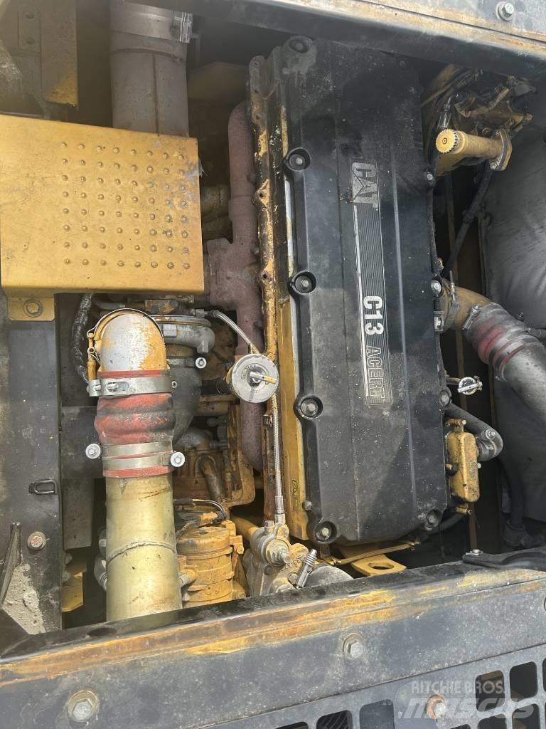 CAT 345 C L Pásová rýpadla