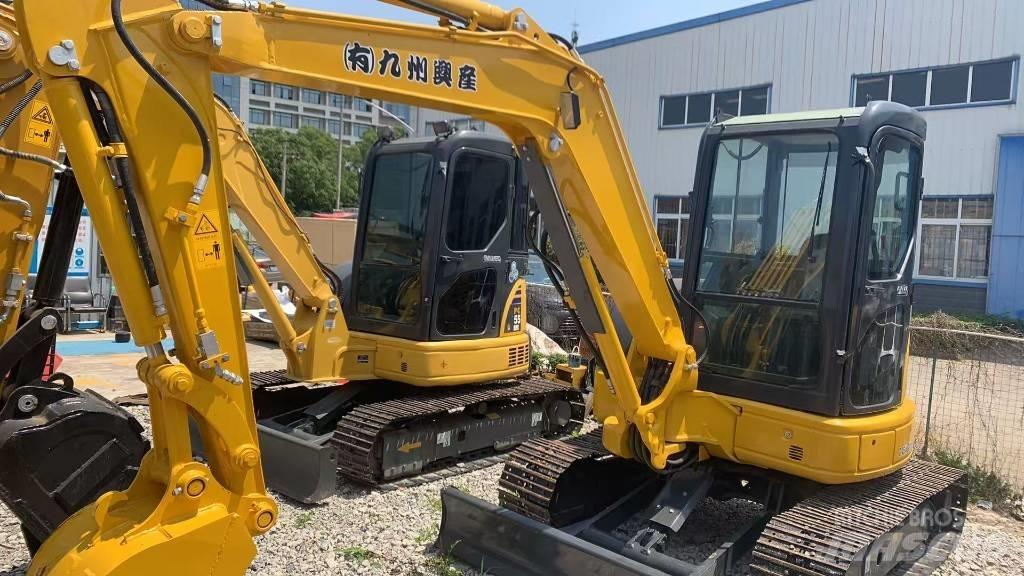 Komatsu PC 40 Pásová rýpadla