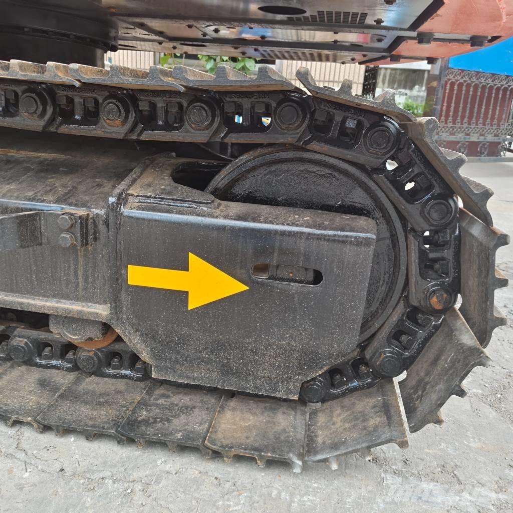 Hitachi ZX 120 Pásová rýpadla