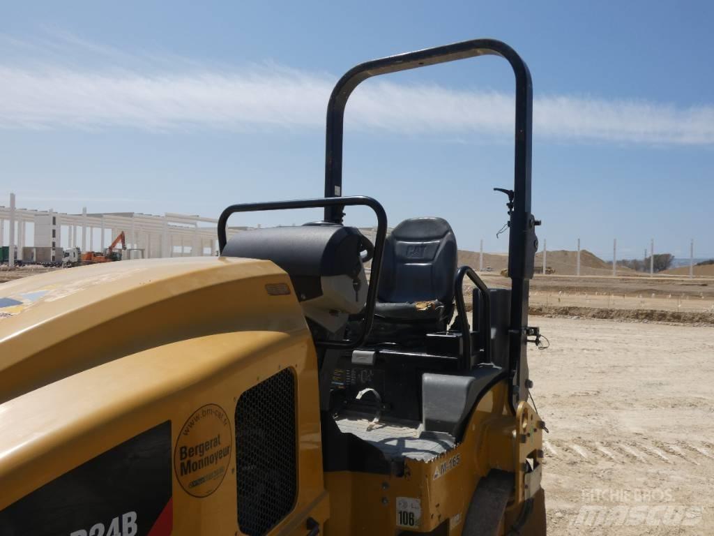 CAT CB 24 B Tandemové válce