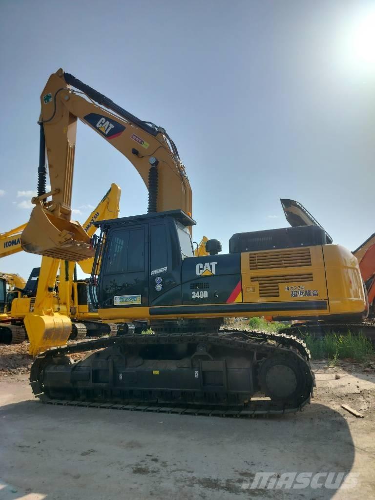 CAT 340 Pásová rýpadla