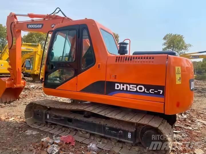 Doosan DH150 Pásová rýpadla