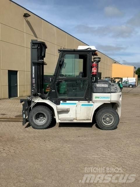 UniCarriers DX60-5 Dieselové vozíky