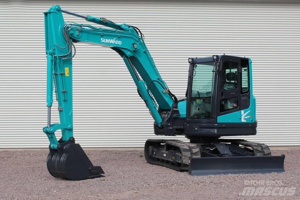 Sunward SWE 90 UF Midi rýpadla 7t - 12t