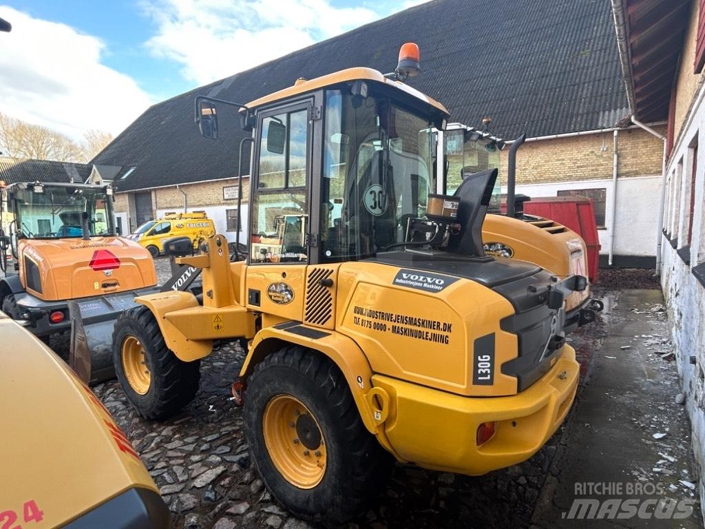 Volvo L 30 G Kolové nakladače