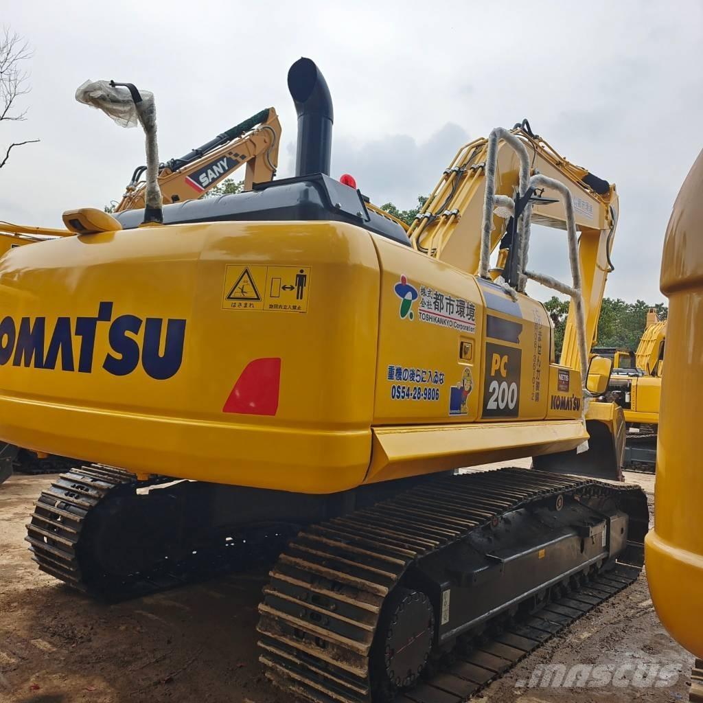 Komatsu PC 220-7 Pásová rýpadla