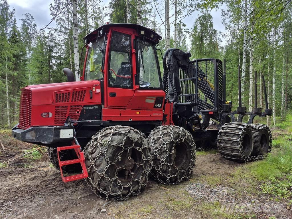 Komatsu 845 Vyvážecí traktory