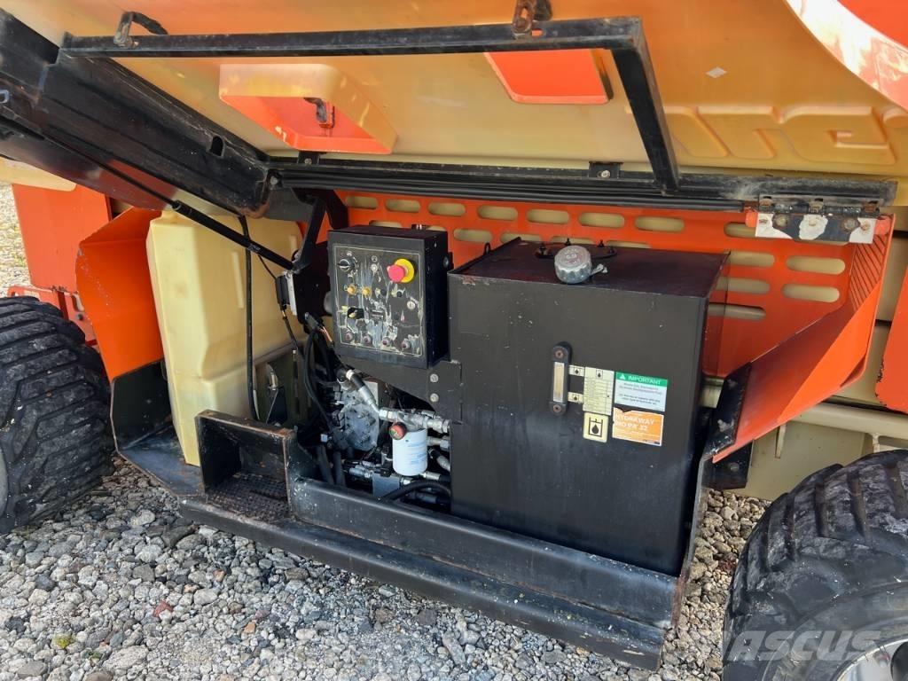 JLG 3394 RT Nůžková zvedací plošina