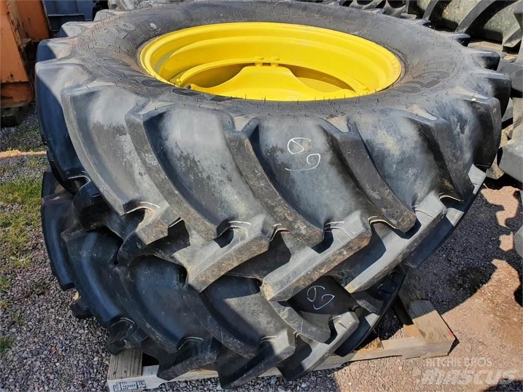 Mitas 420/70R28 x2 Pneumatiky, kola a ráfky