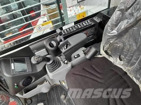 Takeuchi TB 280 FR Midi rýpadla 7t - 12t