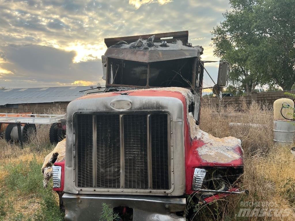 Peterbilt 377 Sklápěče