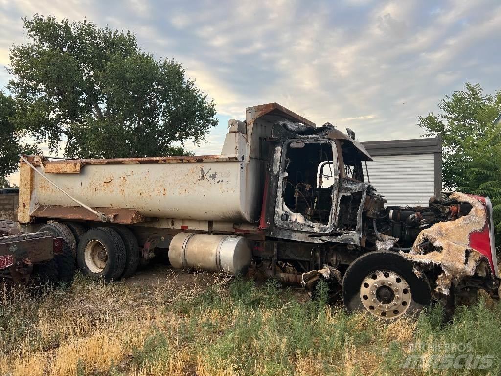Peterbilt 377 Sklápěče