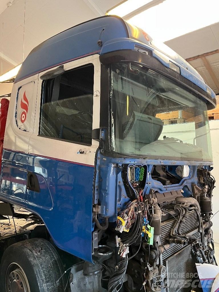 Scania CG19H Kabiny a interiér