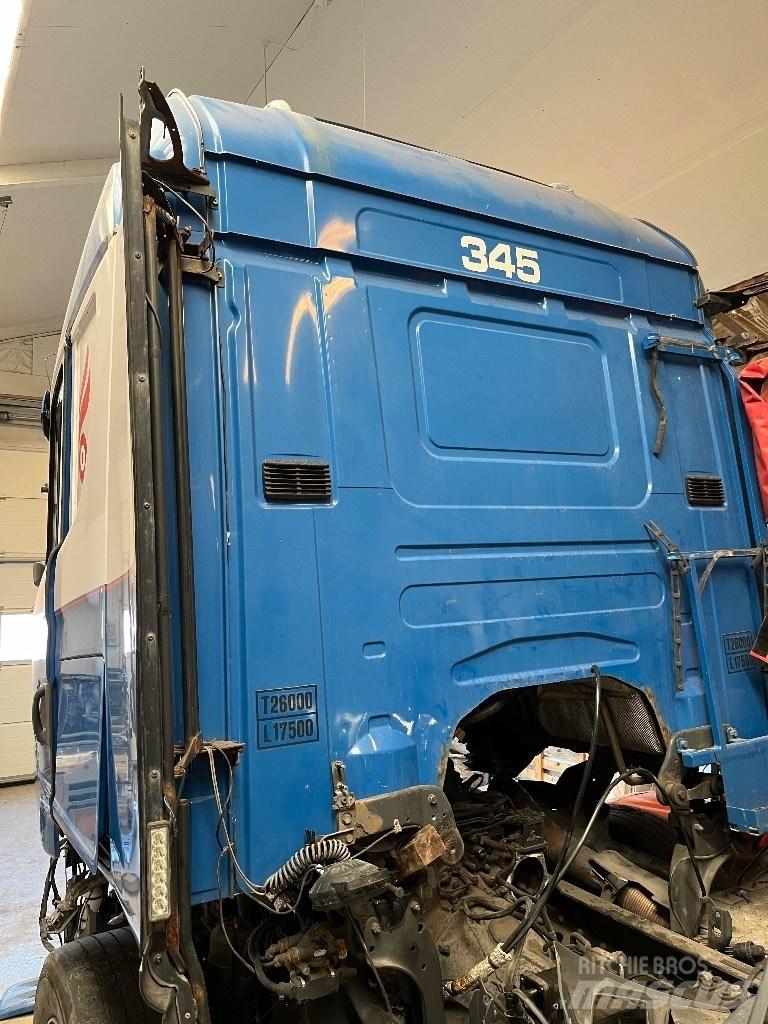 Scania CG19H Kabiny a interiér